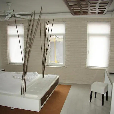Mio Hotell 3*