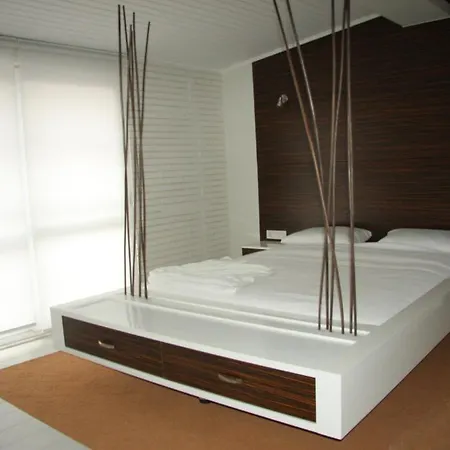 Mio Hotell